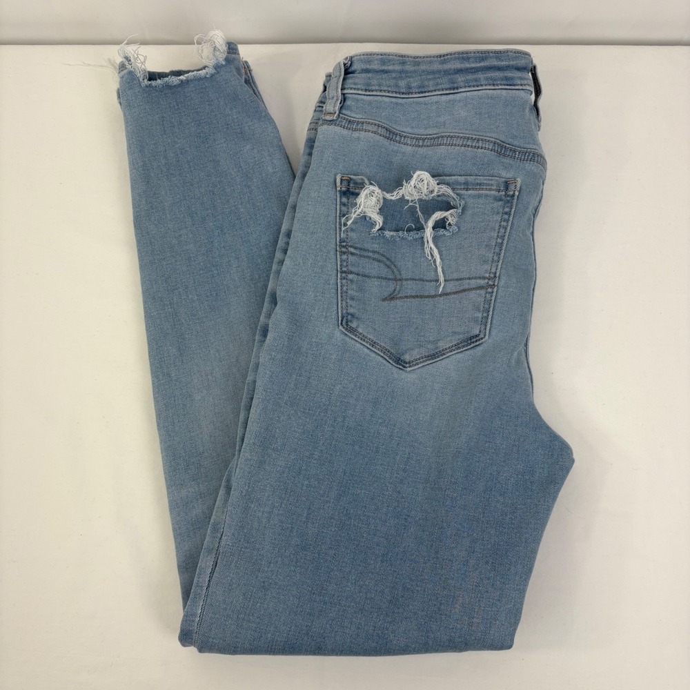 American Eagle High Rise Jegging Light Wash Distressed Frayed Hem Jeans Size 10 - Picture 3 of 11